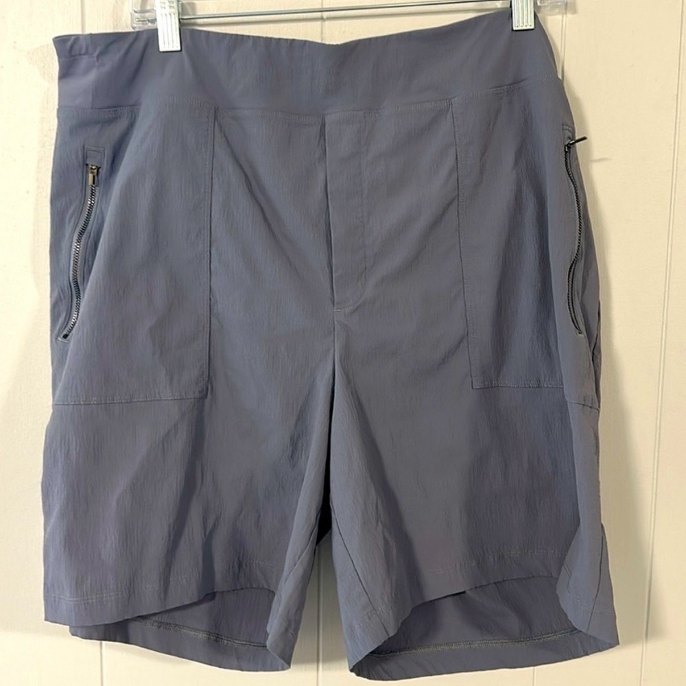 Athleta Trekkie North Bermuda Shorts